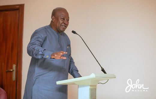 Mahama engages teachers union