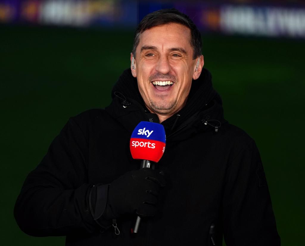 Ex-Manchester United defender Gary Neville believes Arsenal will drop points in the title challenge
