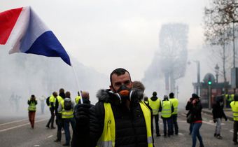 france yellow vest protest