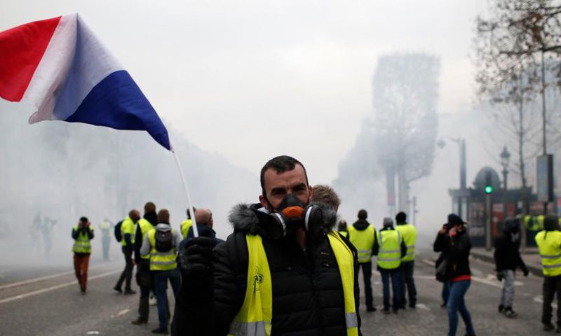 france yellow vest protest