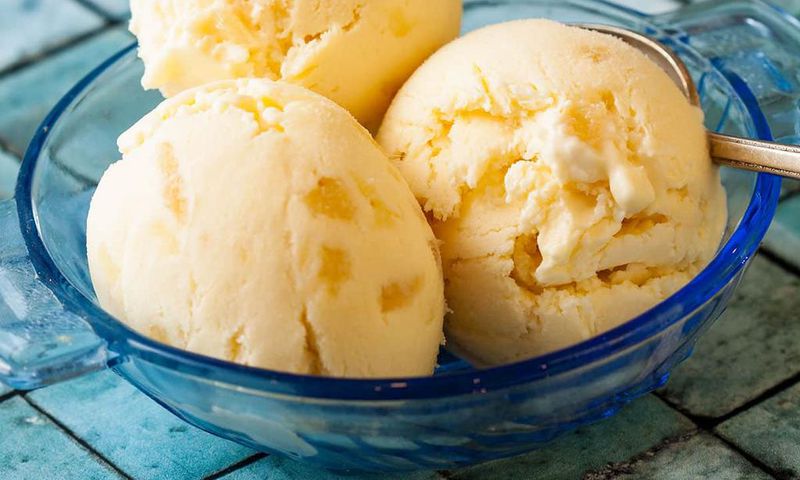 Ginger ice cream