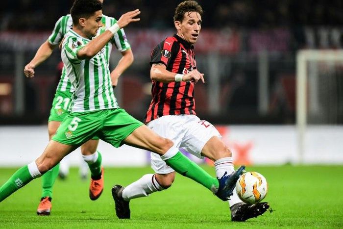 AC Milan midfielder Lucas Biglia has been ruled out for four months.