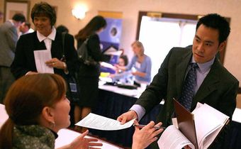 resume jobseeker hiring job fair career fair unemployed unemployment