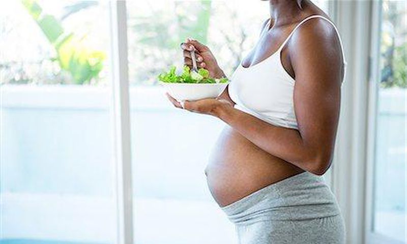 Foods to help women get pregnant faster