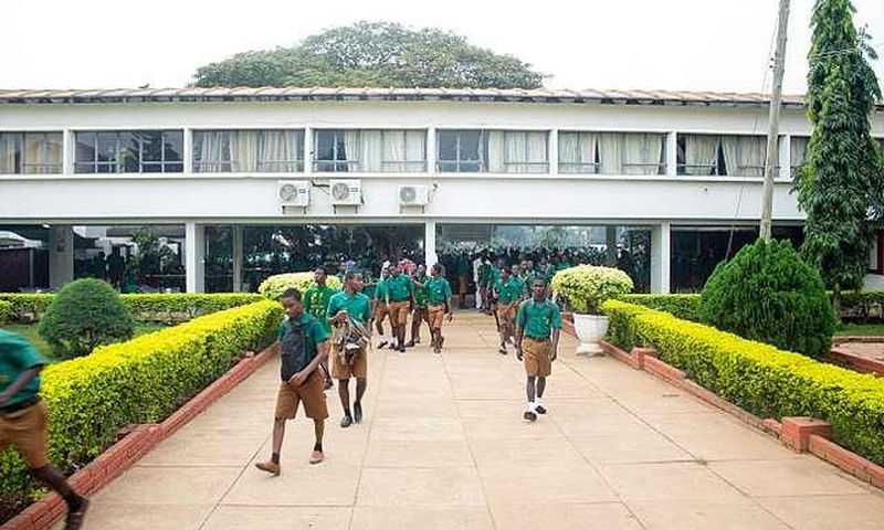 ___8857794___2018___9___15___7___640px-Prempeh-College-students