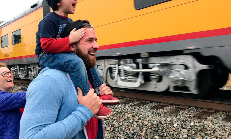 h.w. bush train