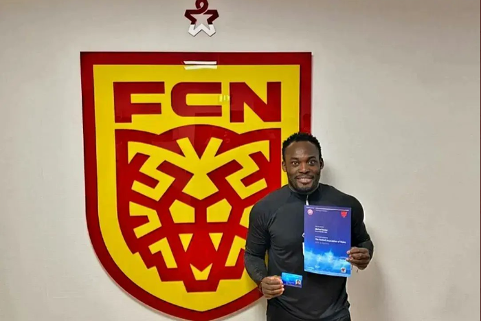 Michael Essien completes UEFA A coaching license