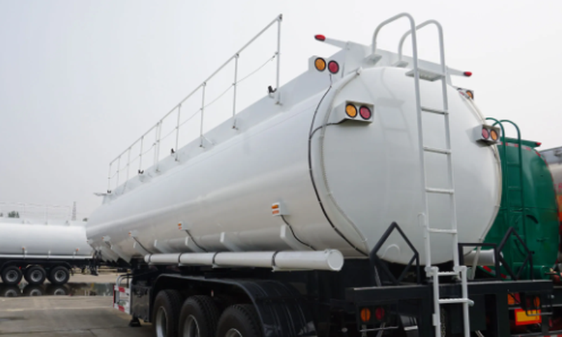 Fuel vessels