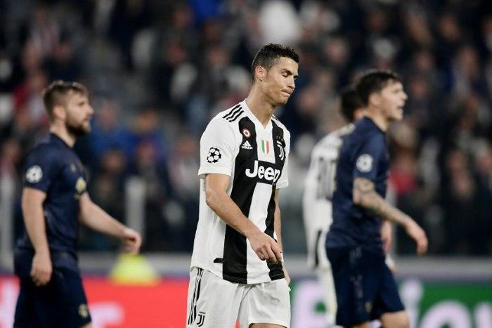 Cristiano Ronaldo put Juventus ahead with a brilliant goal before Manchester United fought back to win 2-1 in Turin