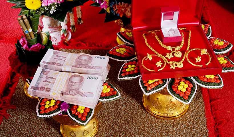 Broke man dumps wife who paid for her own dowry