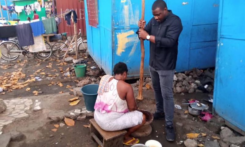 John Dumelo pounds fufu on door-to-door campaign