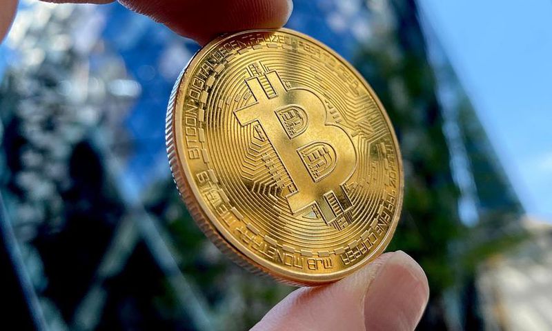 bitcoin cryptocurrency digital currencyEdward Smith/Getty Images