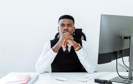 A man sitting behind a desk [Image: Thirdman]