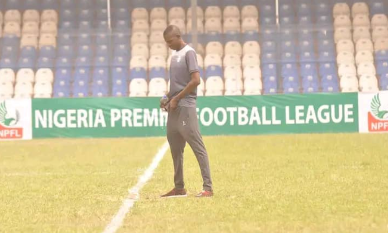 Club official banned for one year for urinating on pitch
