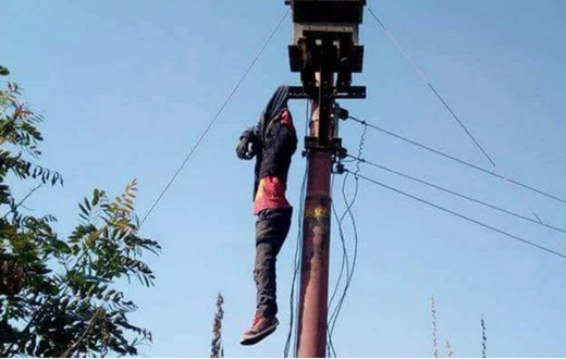 Man electrocuted to death while destroying transformer