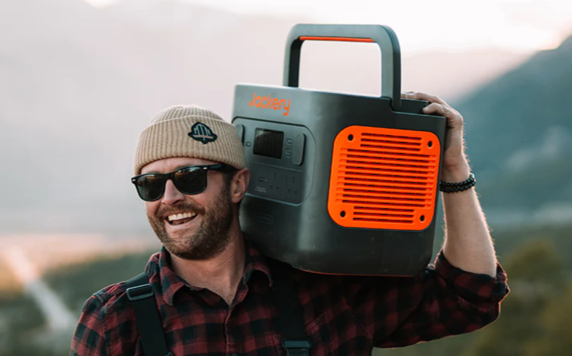 Powering Pedlars on the Way: The Potential of Electric Generators