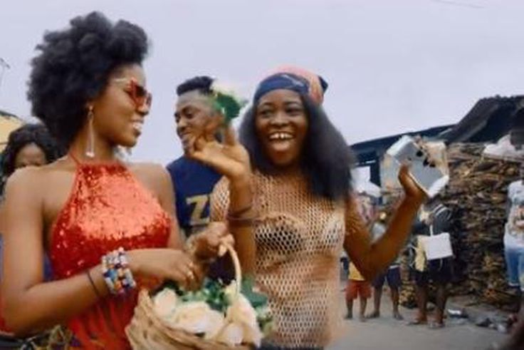 MzVee - Bend Down feat. Kuami Eugene