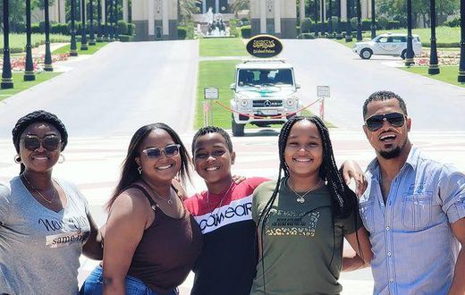 Van Vicker with his family