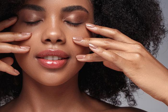 You should not advertise skincare with makeup [JohnsonandJohnson]