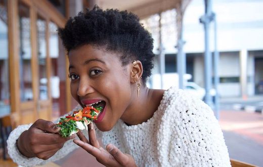 Woman eating(Business Insider)