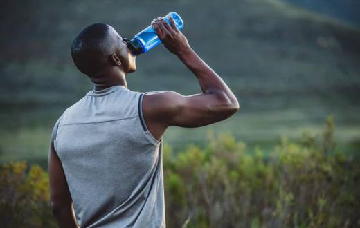 Here's why drinking too much water is deadly [istockphoto]