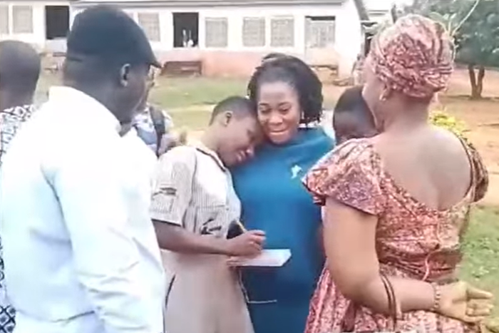 Students in tears as they can’t write BECE, parents say headteacher squandered fees