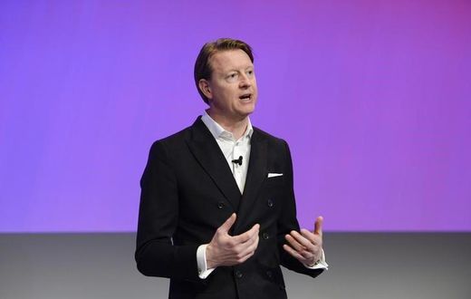 Ericsson Chief Executive Officer Hans Vestberg speaks at a news conference in Stockholm January 30, 2014. REUTERS/Jessica Gow/TT News Agency