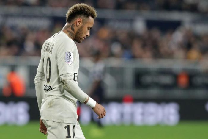 Neymar came off hurt in the second half of Sunday's draw at Bordeaux