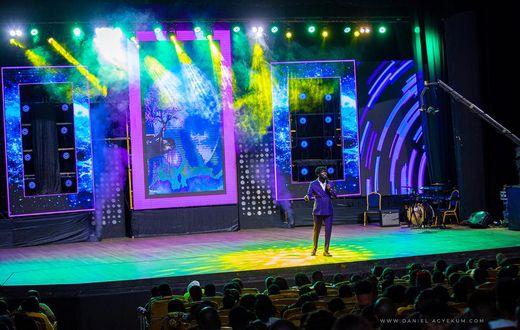 Mc Okokobioko takes the National Theatre by storm with a nonstop hour of laughter