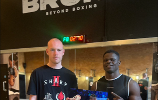 Freezy MacBones: Boxer switches nationality from Ghana to the UK