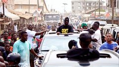 How the people of Berekum welcomed 'Landlord' Sarkodie into their region