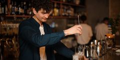 11 tips for introverts who are already freaking out about holiday party season