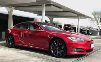 Tesla Model S P100D
