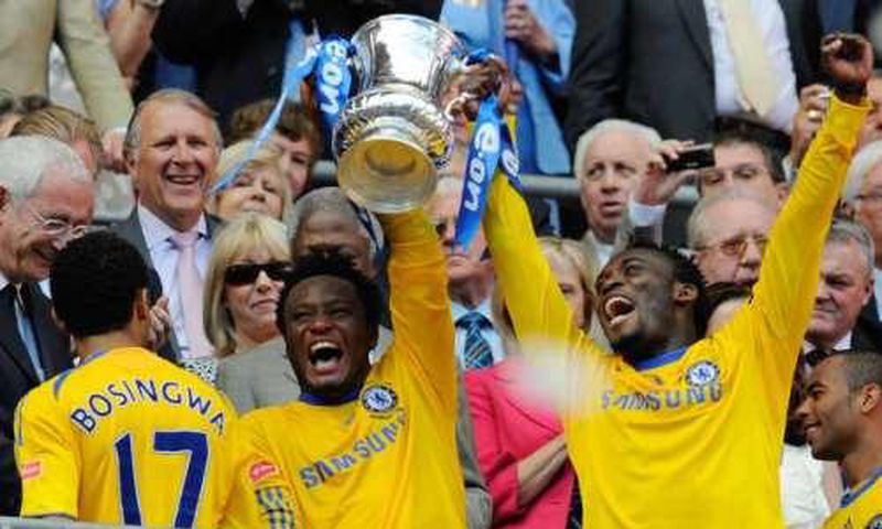 ‘Essien guided me on when to run, control the ball, pass or dribble’ – Mikel Obi reveals