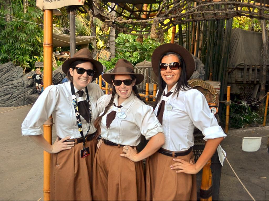 Former employees reveal what it's like to work at Disney parks over the holidays