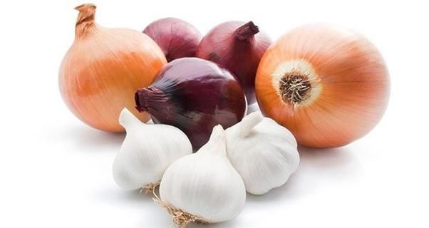 Garlic and onions [Quora]