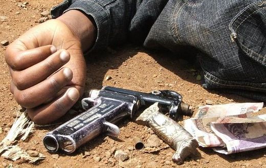 7 thugs shot dead