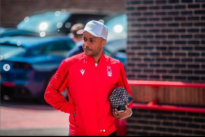 Andre Ayew celebrates as Nottingham Forest survive relegation