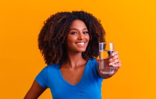 Stay hydrated! [Freepik]