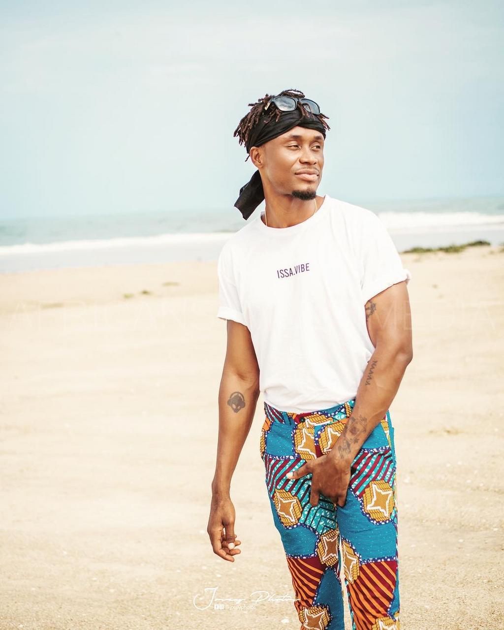 Rapper E.L