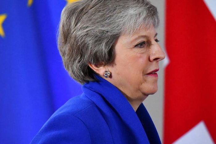 Britain's Prime Minister Theresa May attends a news conference after an extraordinary EU leaders summit to finalise and formalise the Brexit agreement in Brussels, Belgium November 25, 2018