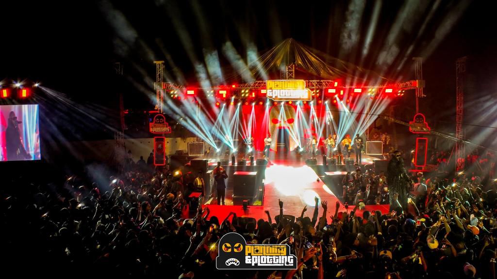 Planning & Plotting; Thousands attend Rapper Medikal’s  sold out concert