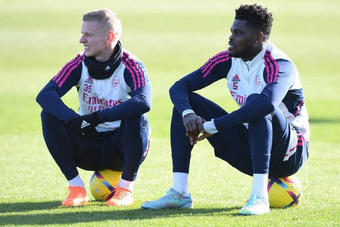 Zinchenko picks Partey as best holding midfielder he’s ever played with