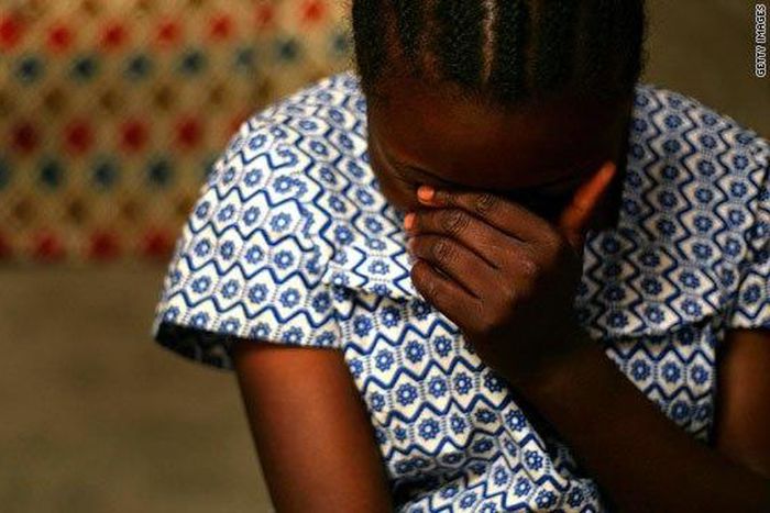 ___9095966___2018___11___12___13___t1larg.rape.victim.gi