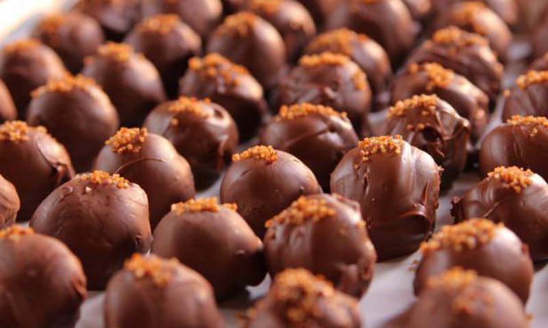 Salted chocolate truffles