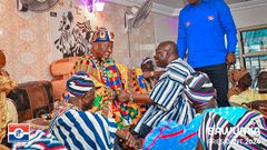 Dr Mahamudu Bawumia with the Overlord of Buipe