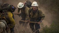 santa ana winds stoke wildfires