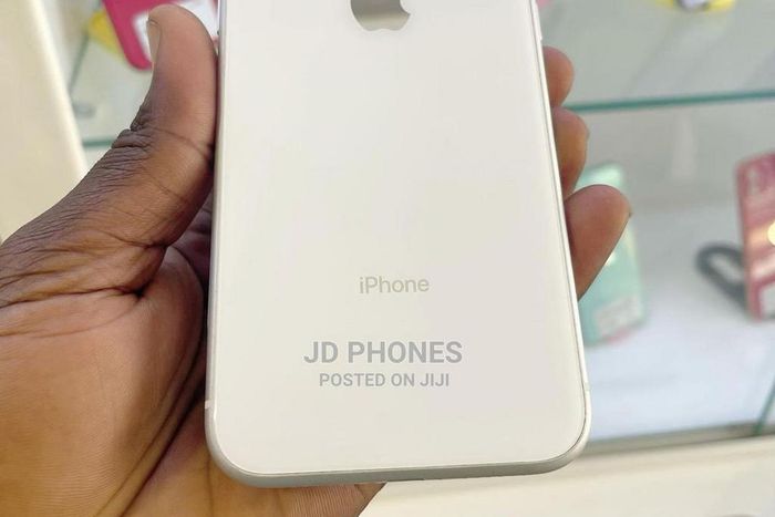 Ghanaian phone seller in court for fraudulently selling broken tiles to ignorant customers