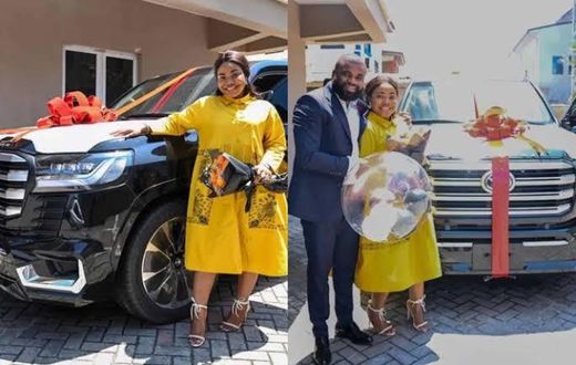 Husband surprises Mercy Chinwo with a brand-new SUV [The Nation]