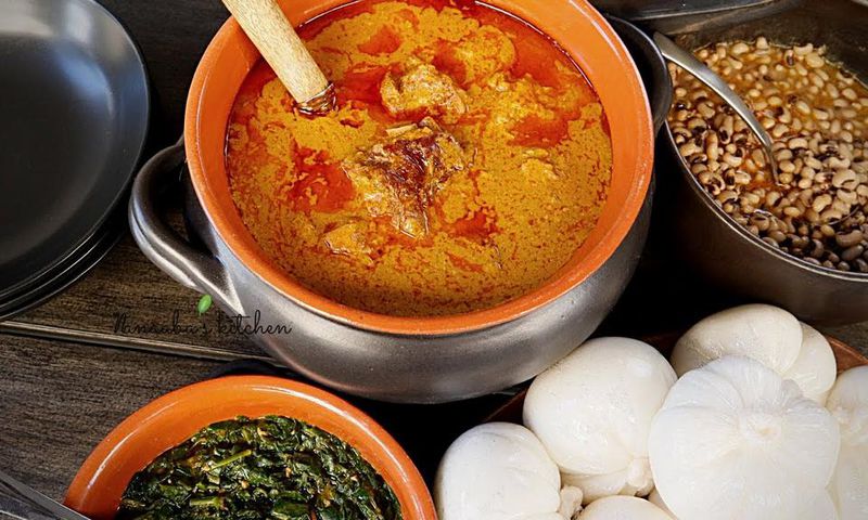 Nkate-be (Palm nut-peanut butter soup)
